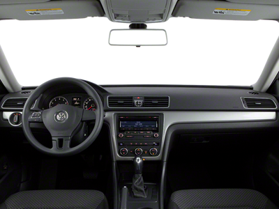 2012 Volkswagen Passat SE w/Sunroof
