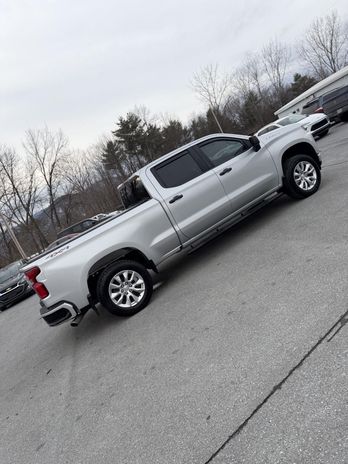 2020 Chevrolet Silverado 1500 Custom
