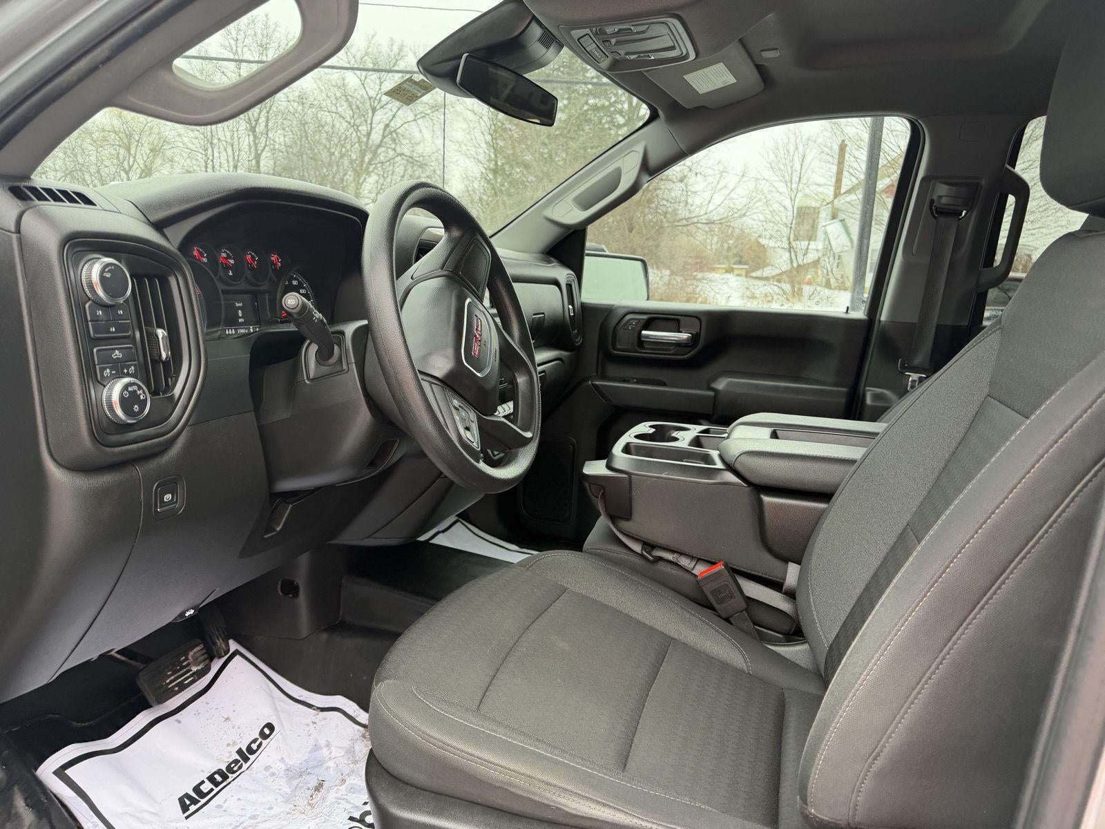 2024 GMC Sierra 2500 HD Pro