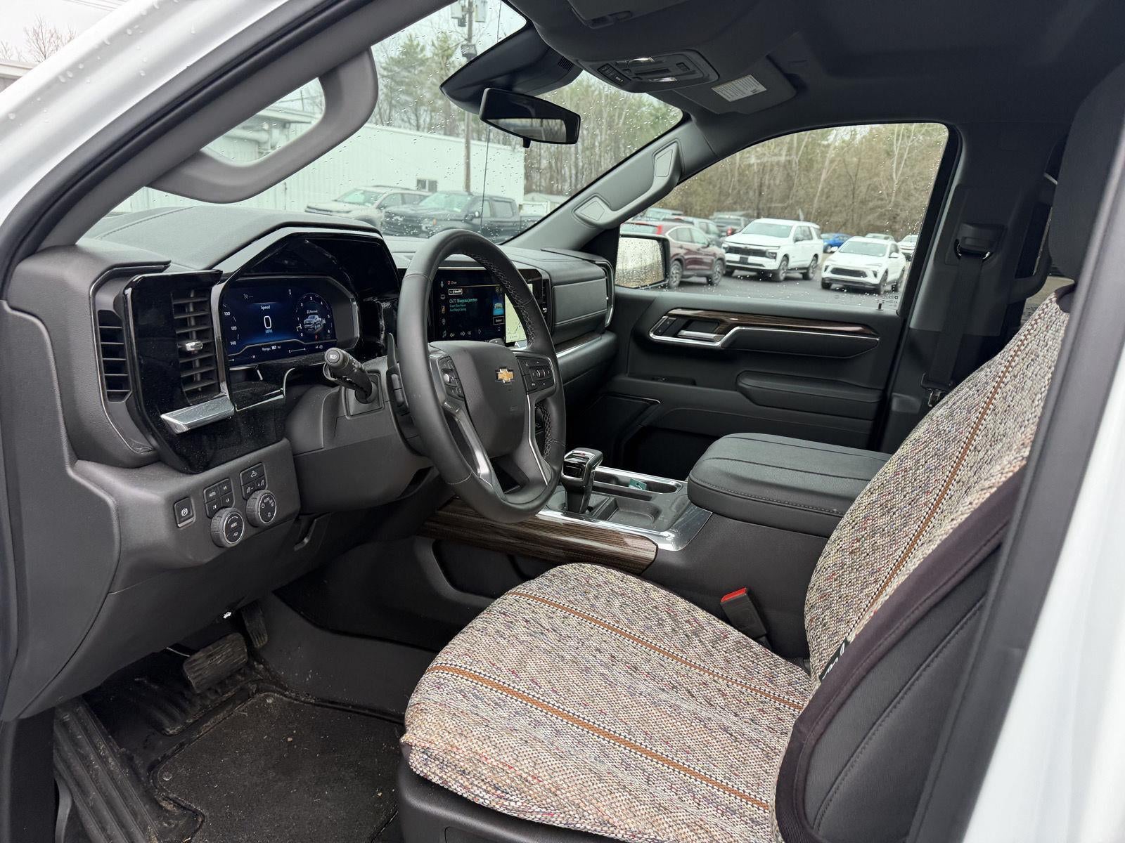 2025 Chevrolet Silverado 1500 LT