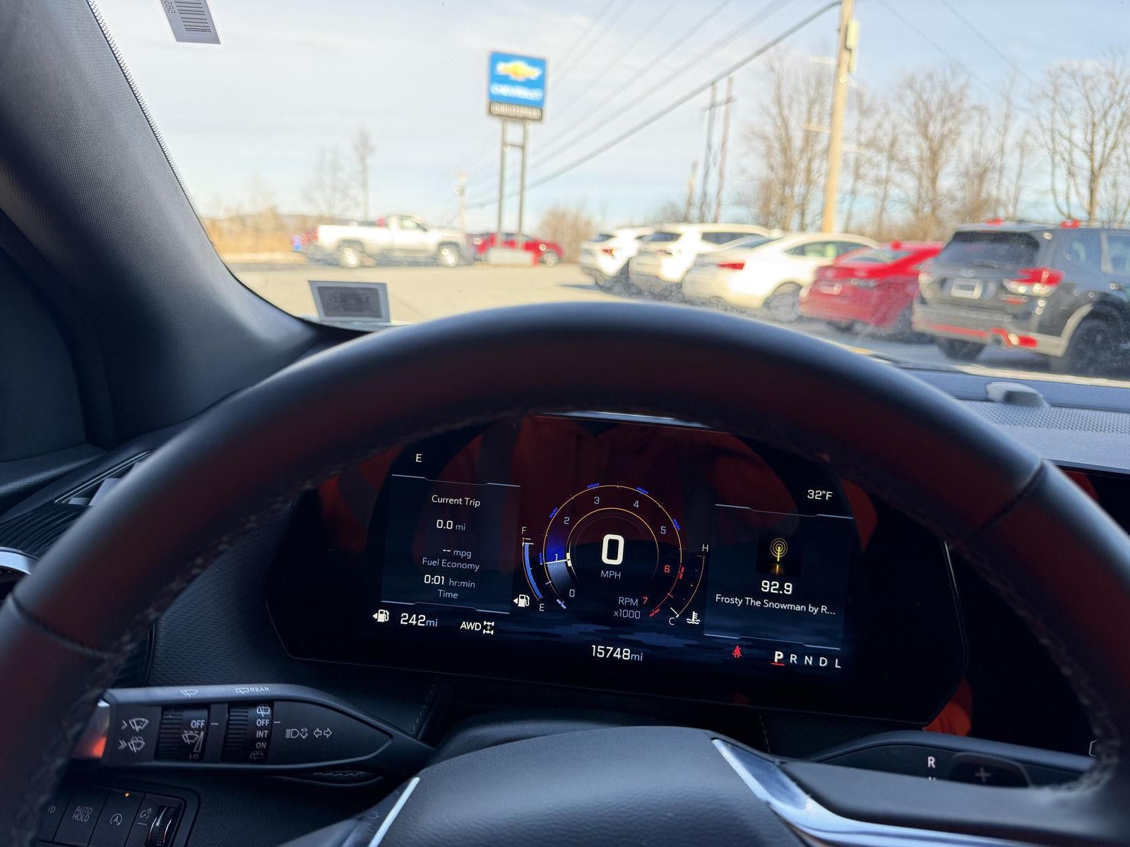 2025 Chevrolet Equinox LT