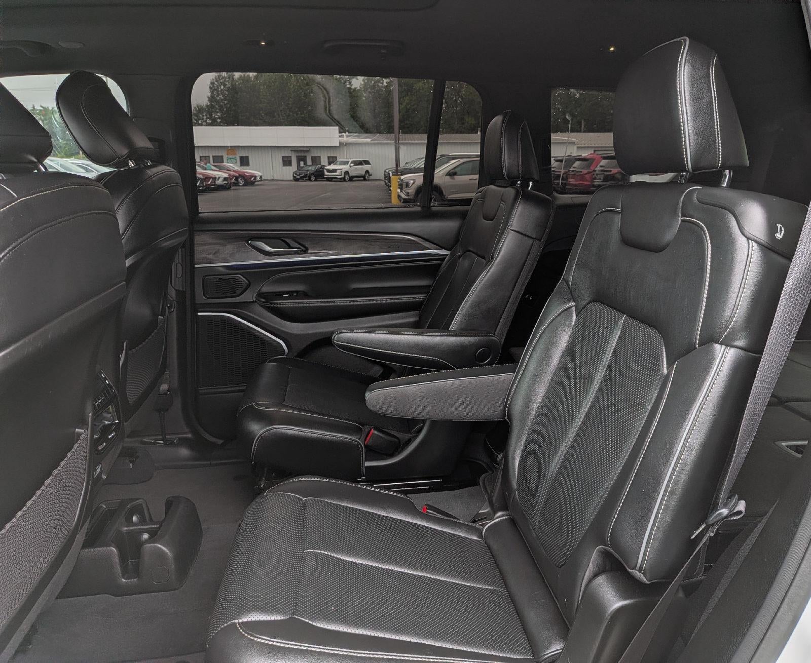 2023 Jeep Grand Cherokee L Overland 4x4