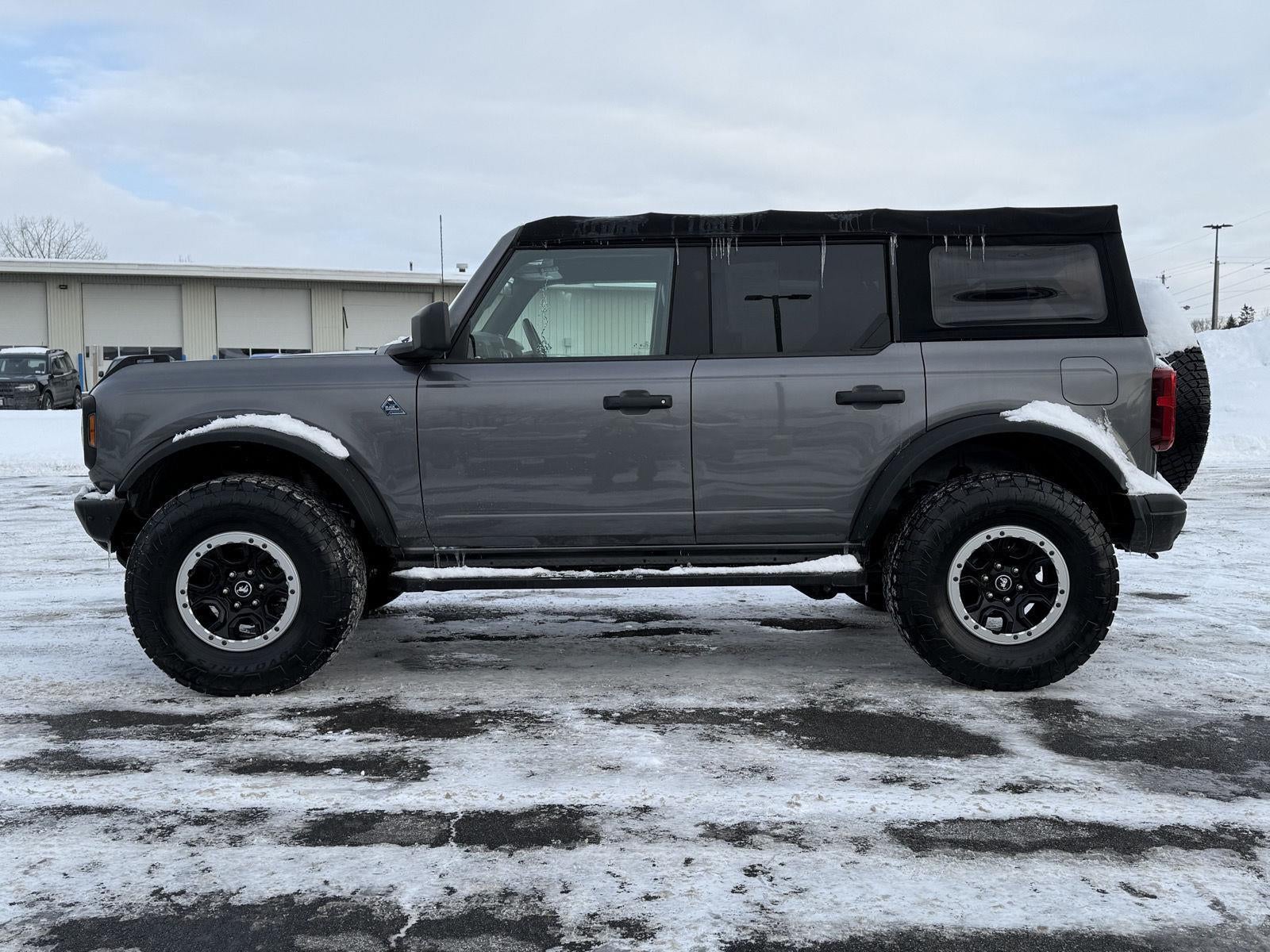 2021 Ford Bronco Base