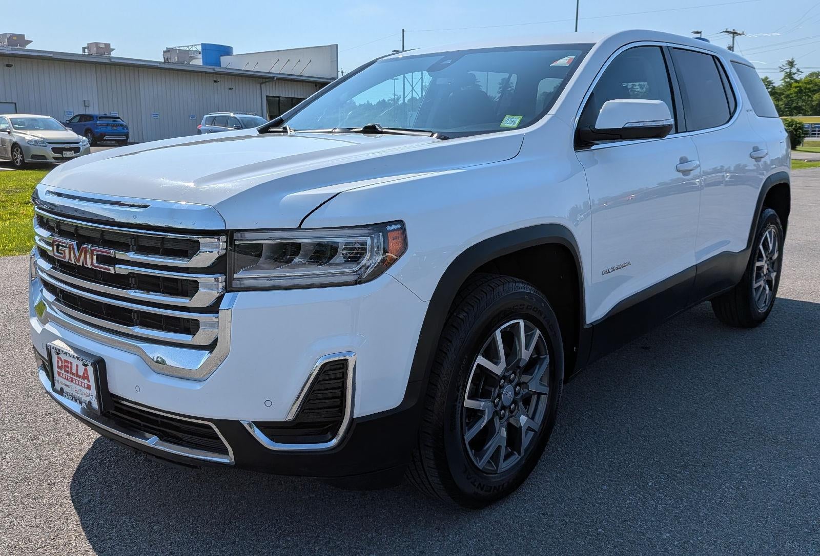 2022 GMC Acadia SLE