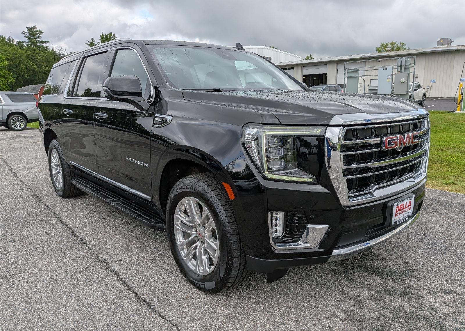2023 GMC Yukon XL SLT