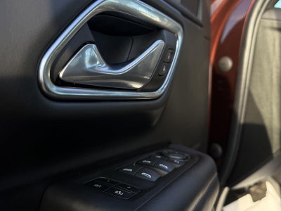 2022 GMC Yukon XL AT4