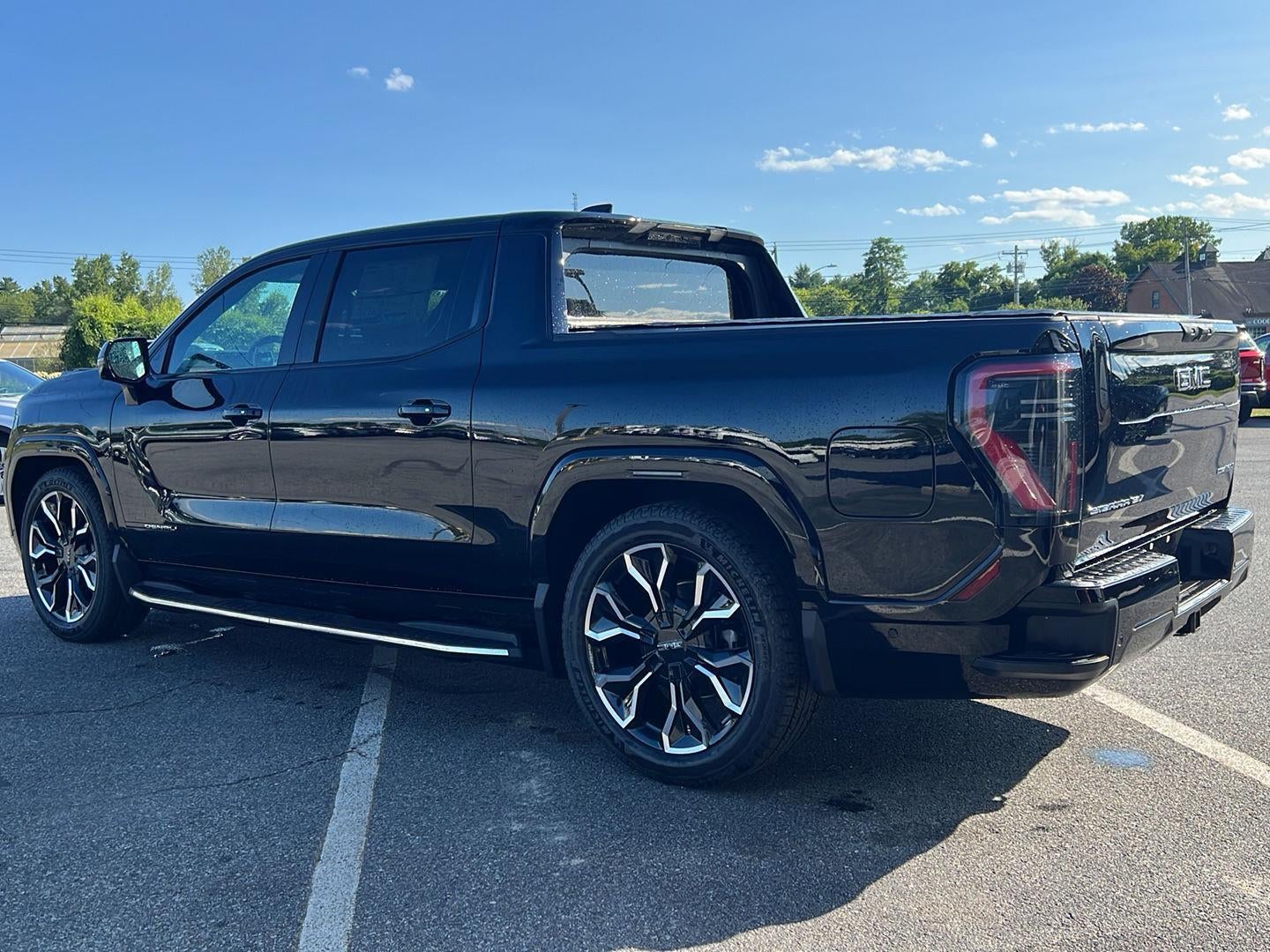 2025 GMC Sierra EV Extended Range Denali