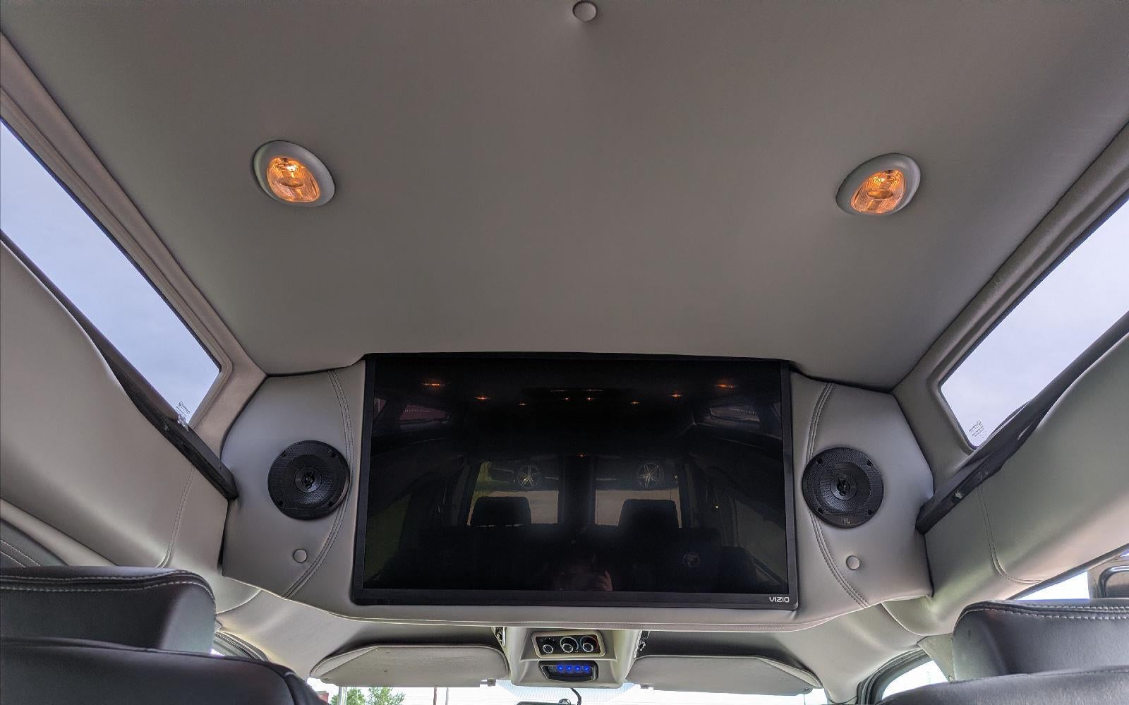 2023 GMC Savana Cargo 2500 Work Van