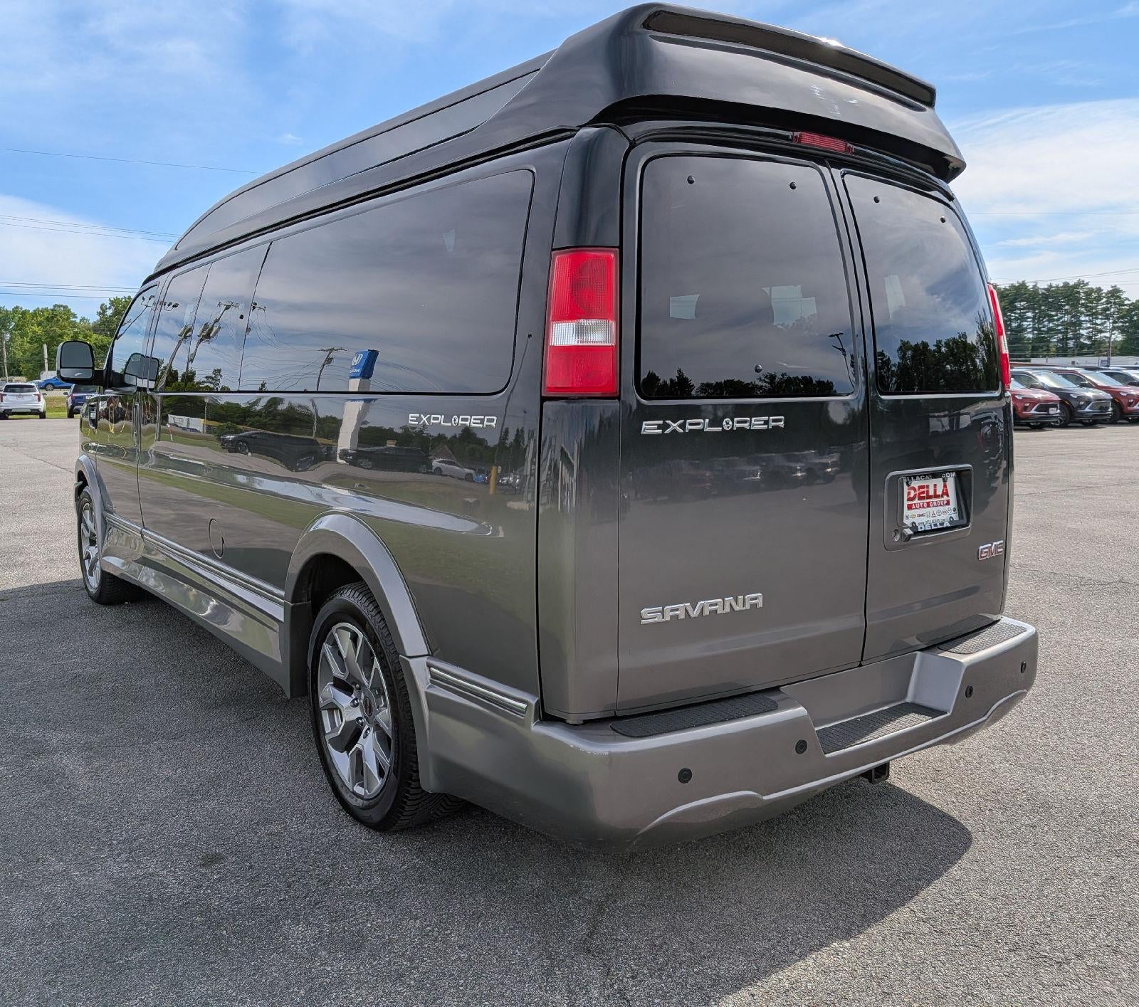 2023 GMC Savana Cargo 2500 Work Van