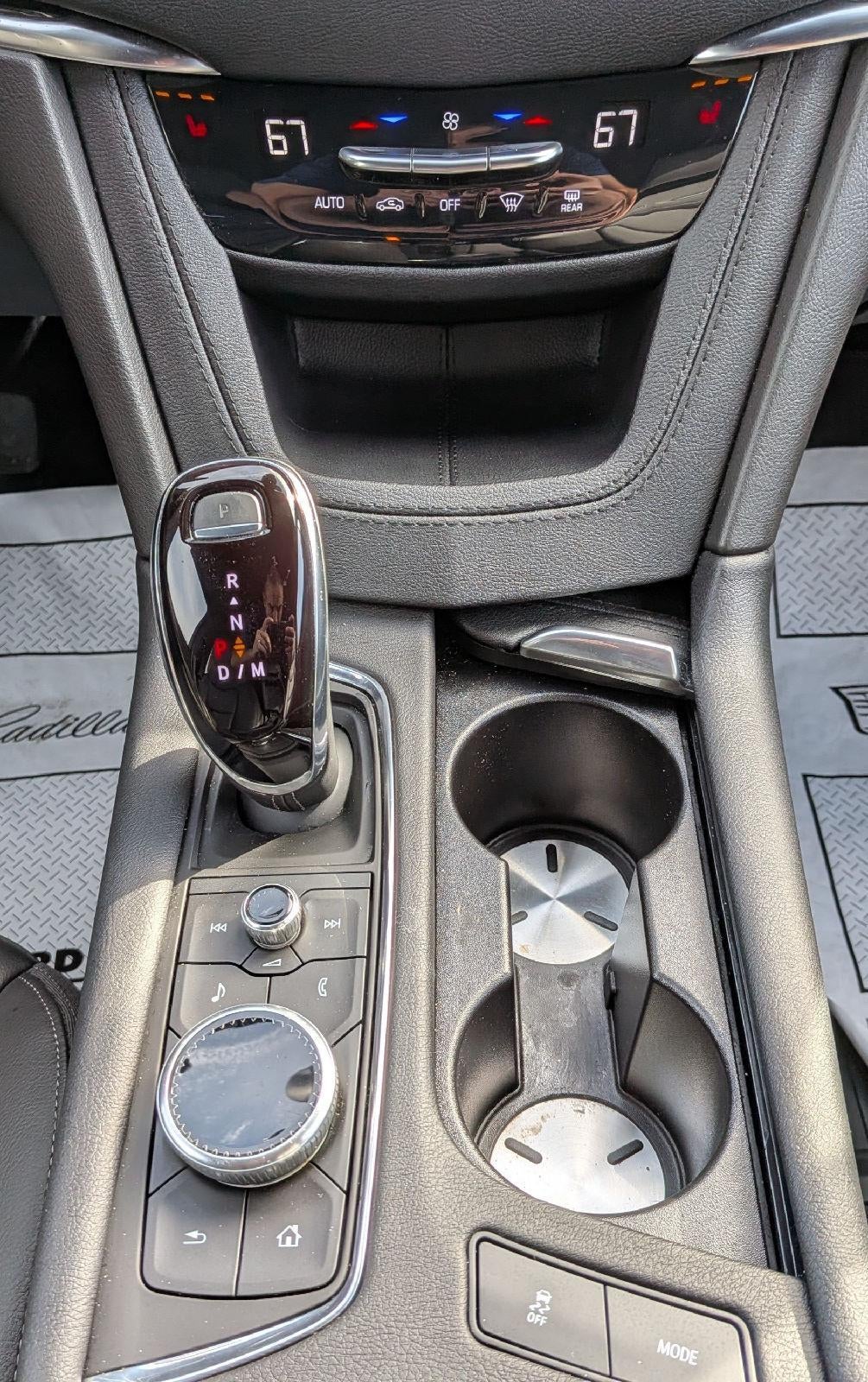 2024 Cadillac XT6 Luxury