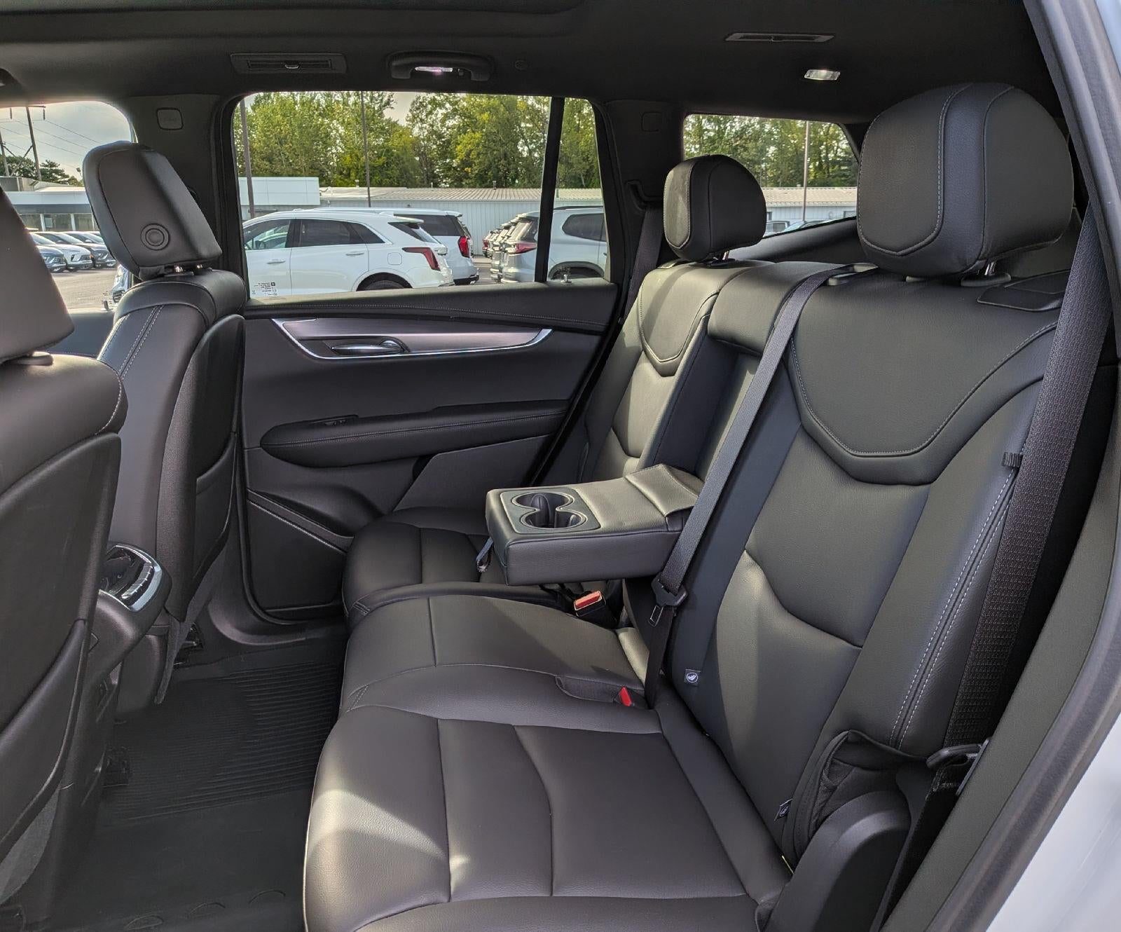 2024 Cadillac XT6 Luxury