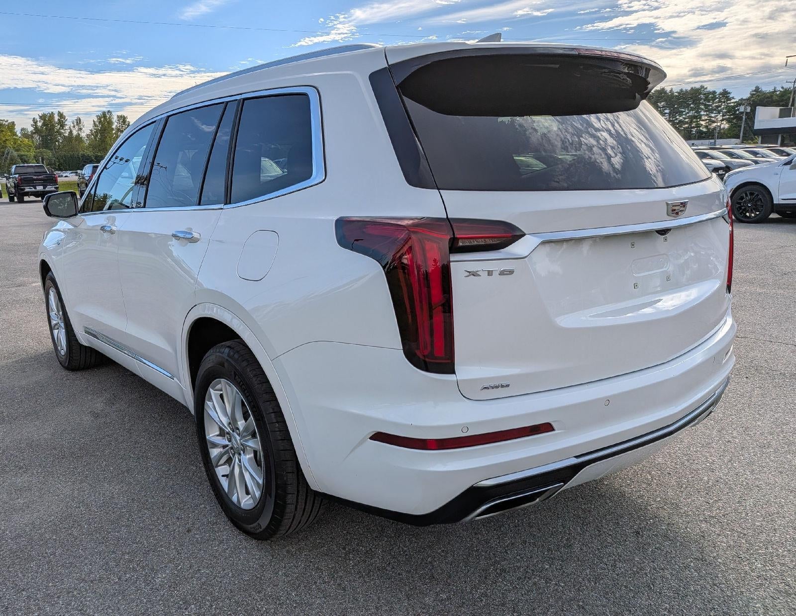 2024 Cadillac XT6 Luxury
