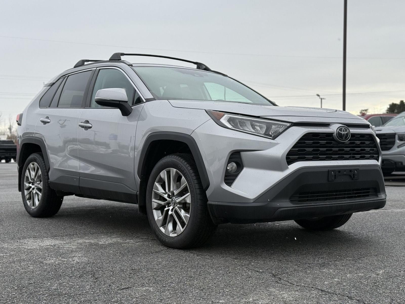 2019 Toyota RAV4 XLE Premium