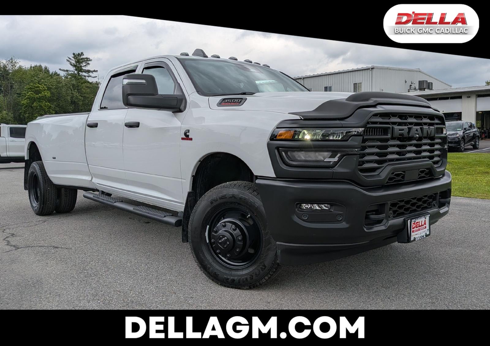 2026 RAM 3500 Tradesman Crew Cab 4x4 8' Box