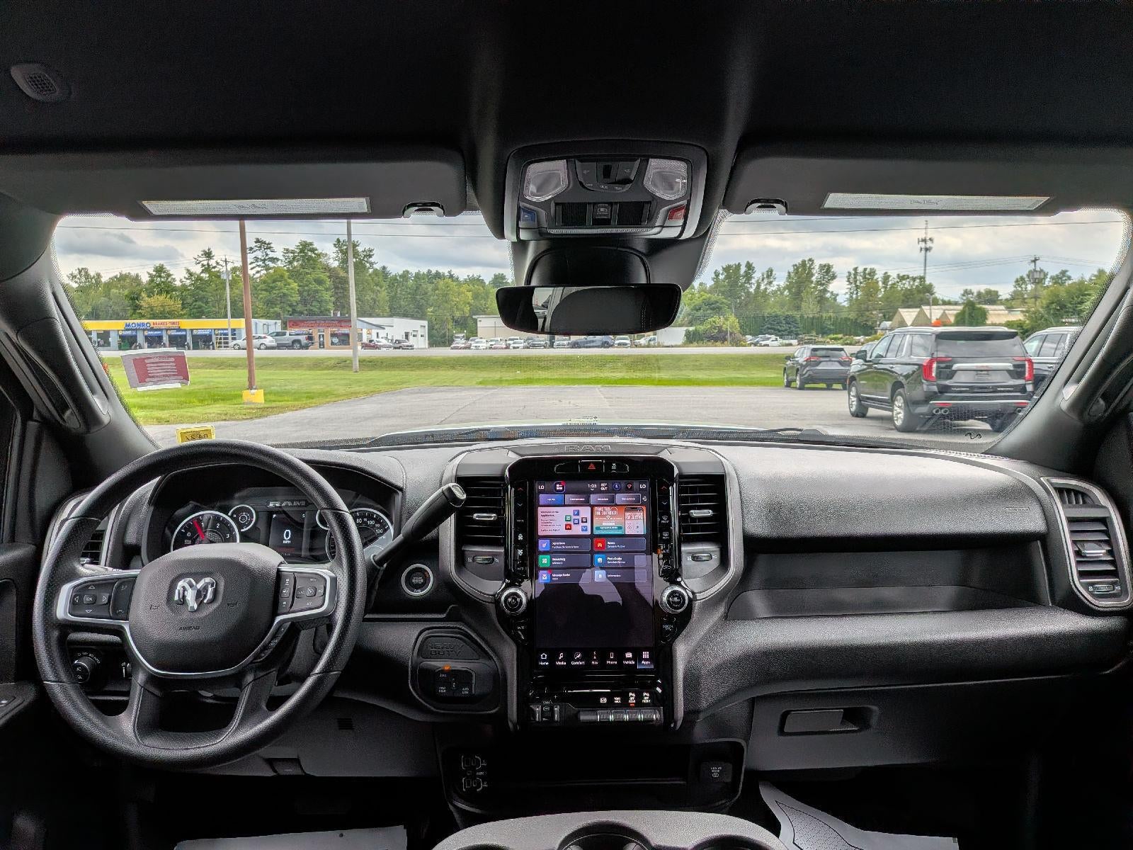 2026 RAM 3500 Tradesman Crew Cab 4x4 8' Box