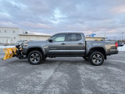 2016 Toyota Tacoma SR