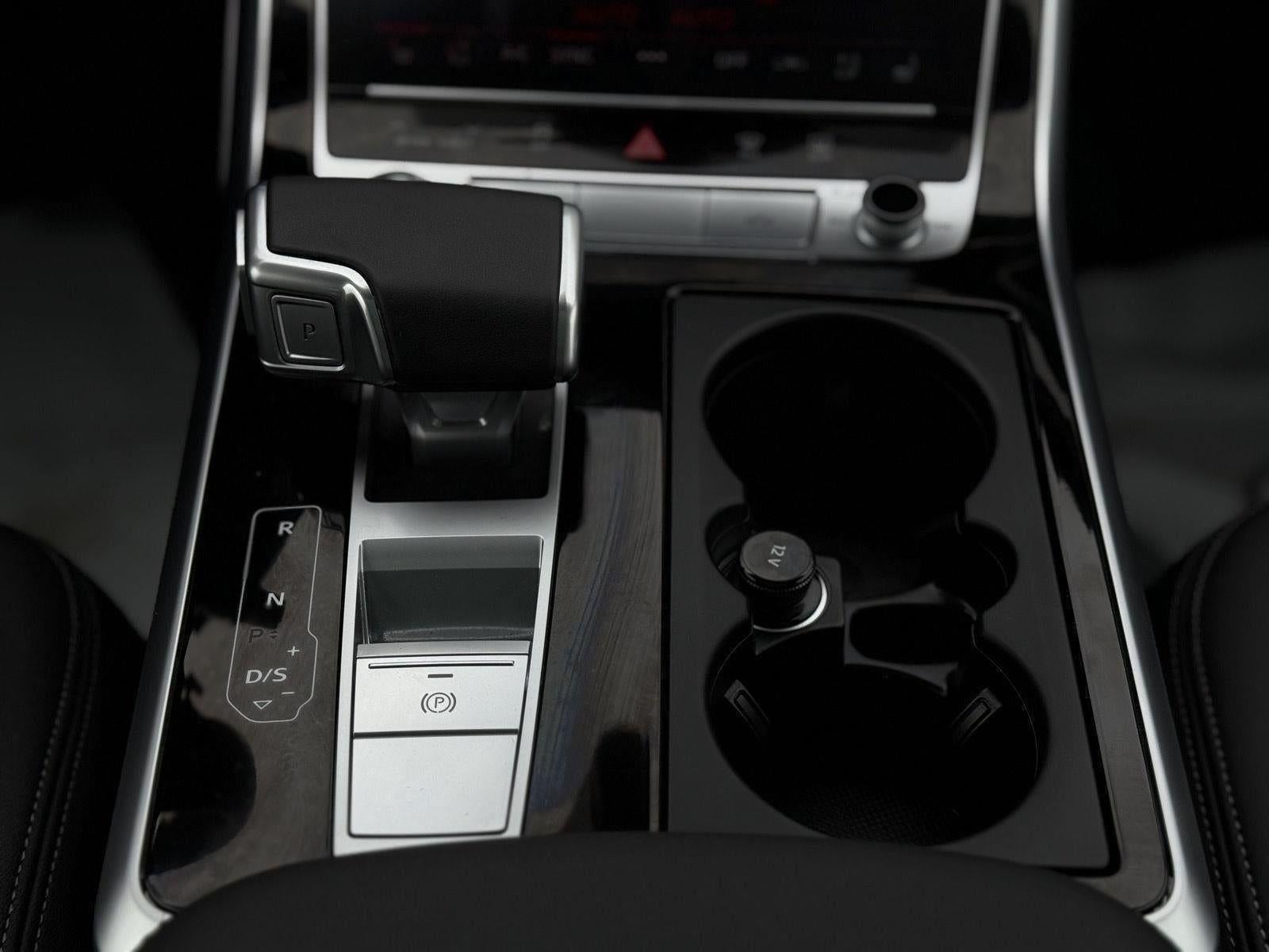 2026 Audi Q7 Premium Plus