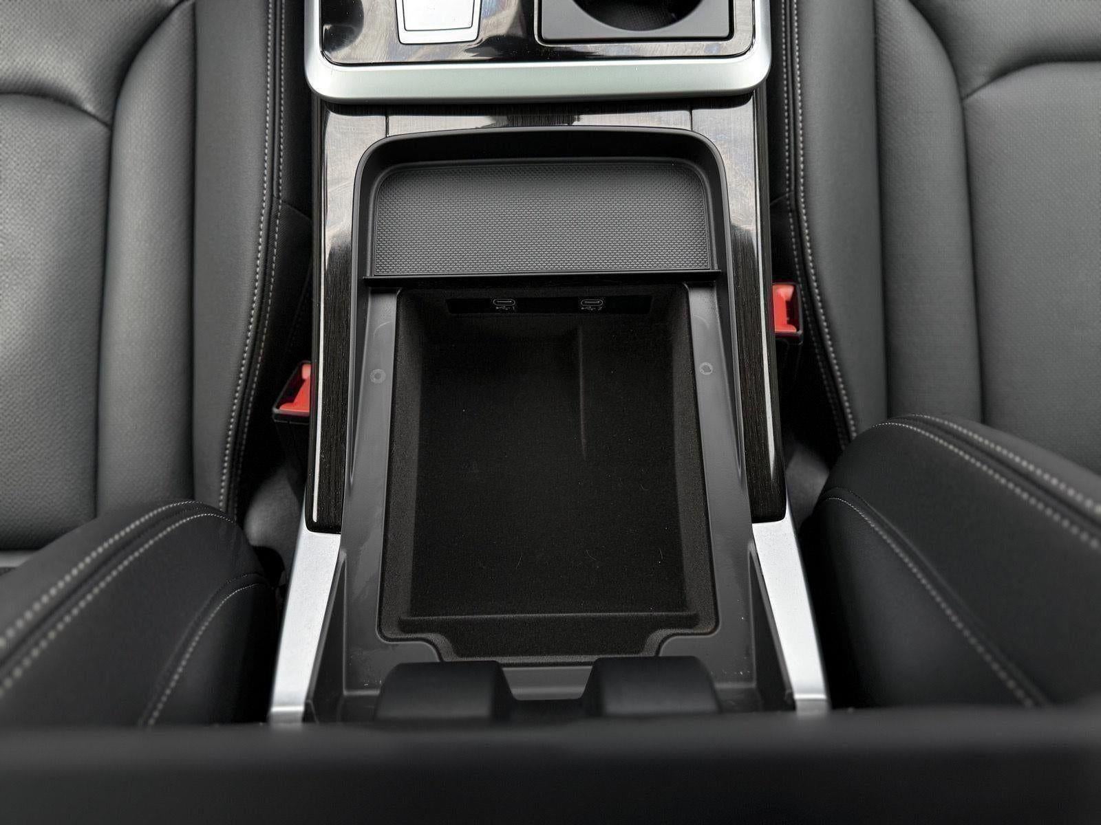 2026 Audi Q7 Premium Plus