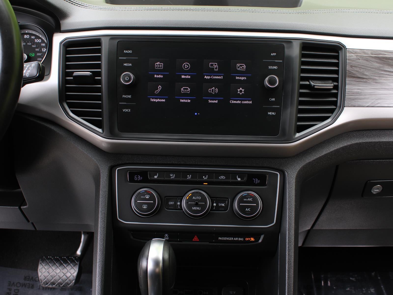 2020 Volkswagen Atlas Cross Sport 3.6L V6 SE w/Technology R-Line