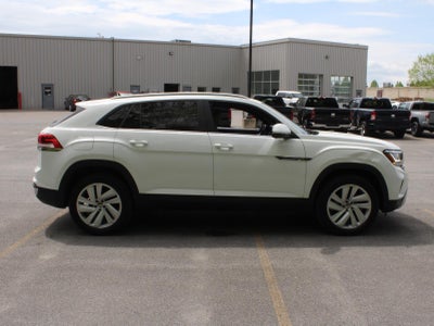 2020 Volkswagen Atlas Cross Sport 3.6L V6 SE w/Technology R-Line