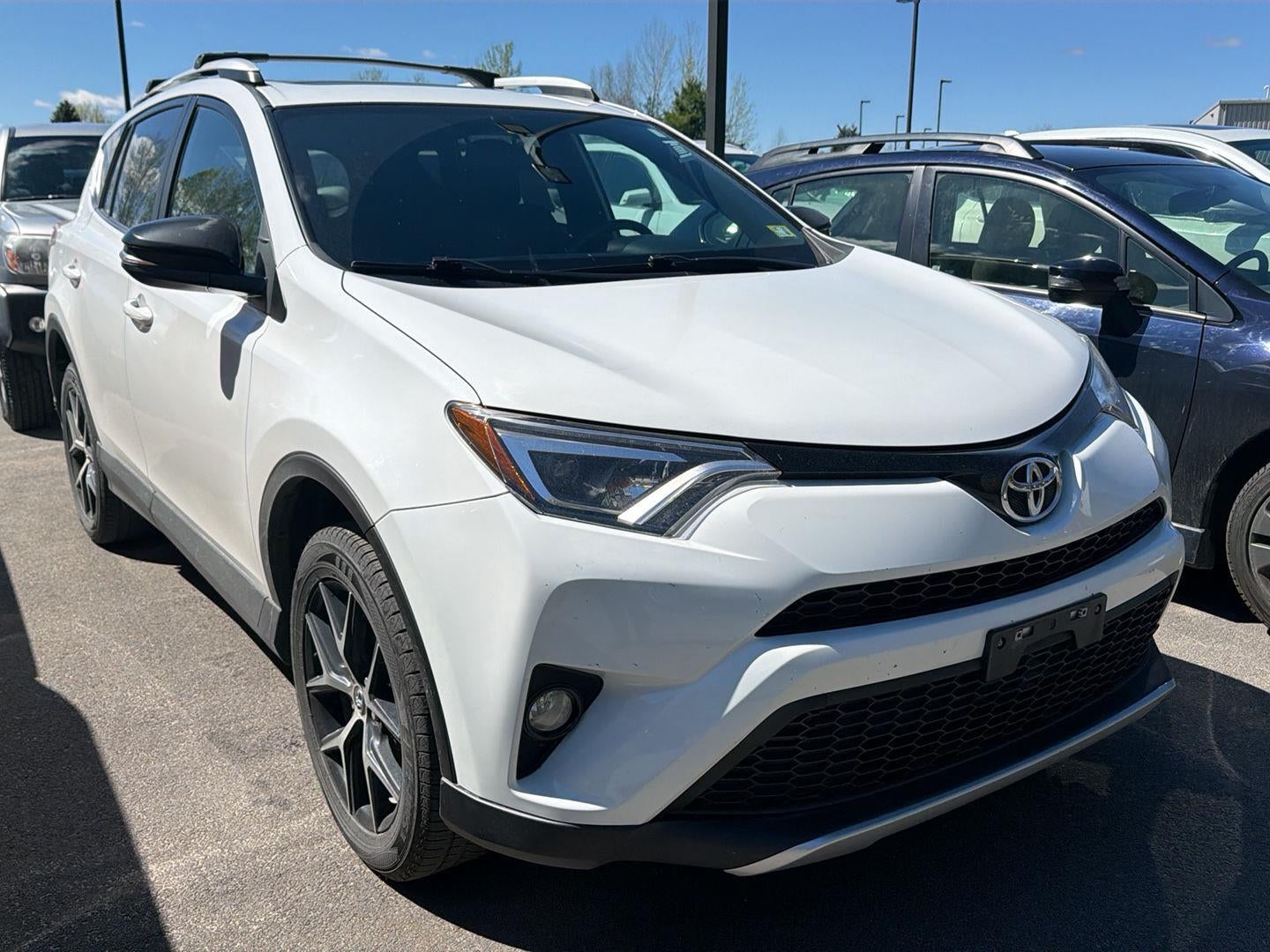2016 Toyota RAV4 SE