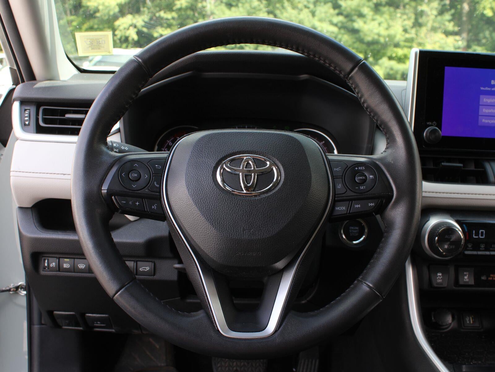 2023 Toyota RAV4 XLE