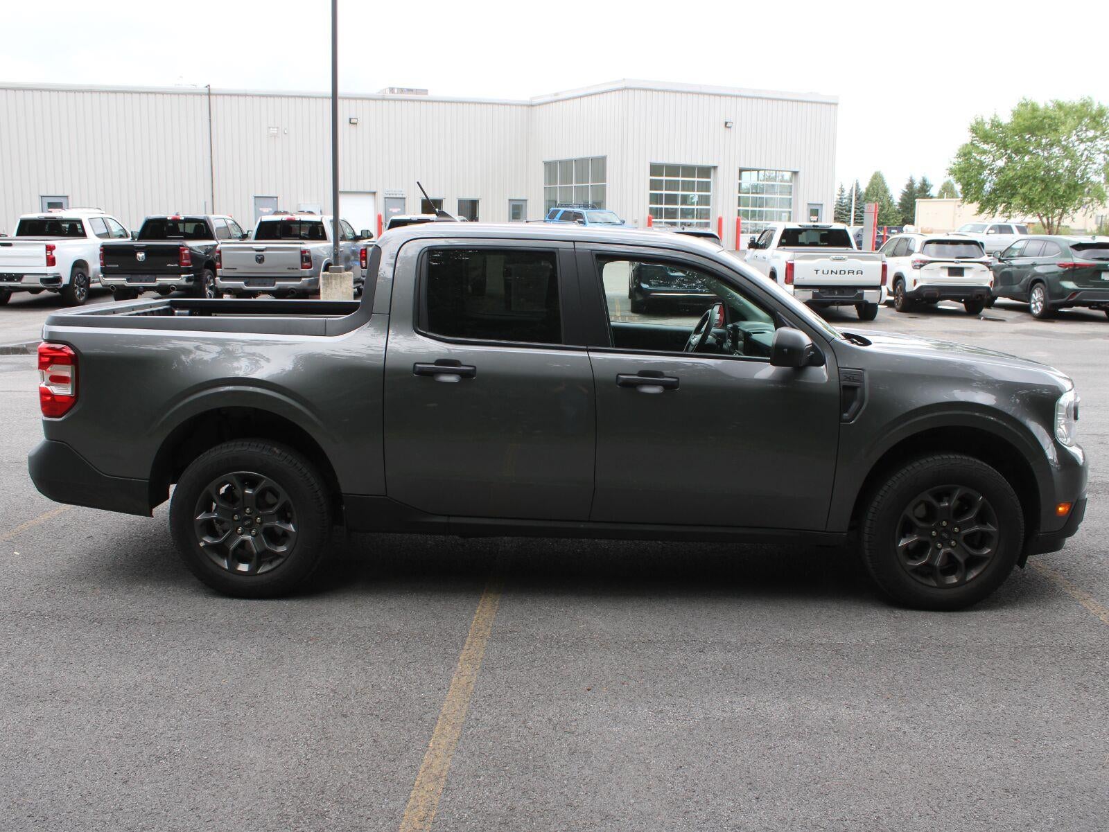 2023 Ford Maverick XL