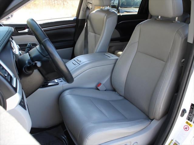 2016 Toyota Highlander Hybrid Limited Platinum