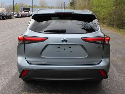 2021 Toyota Highlander Hybrid XLE