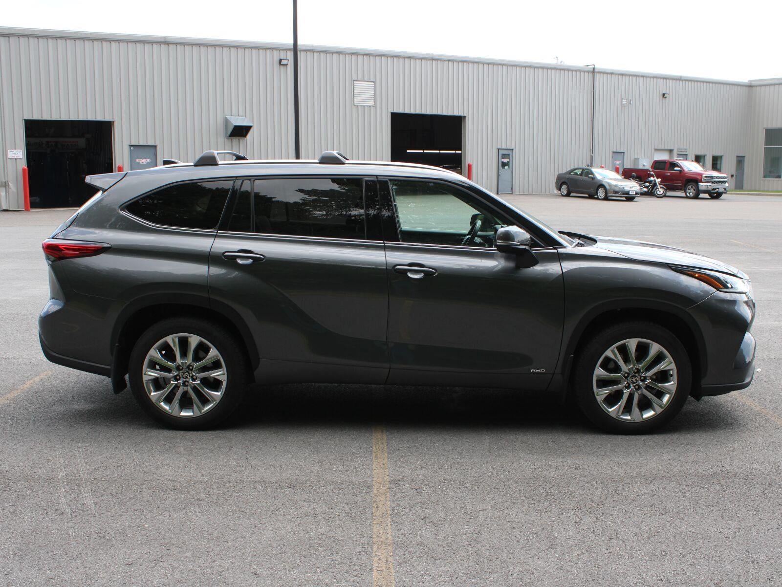 2023 Toyota Highlander Hybrid Limited
