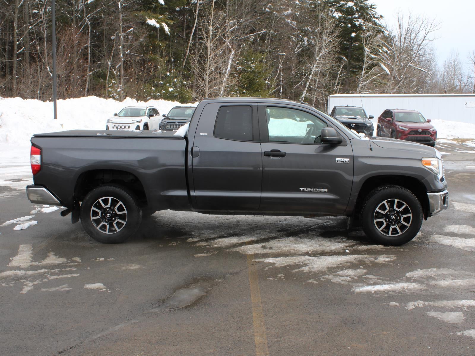 2017 Toyota Tundra SR