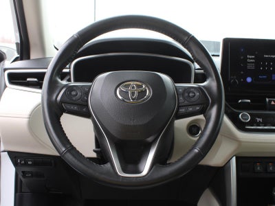 2023 Toyota Corolla Cross XLE