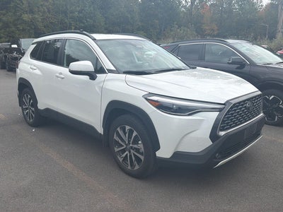 2024 Toyota Corolla Cross XLE