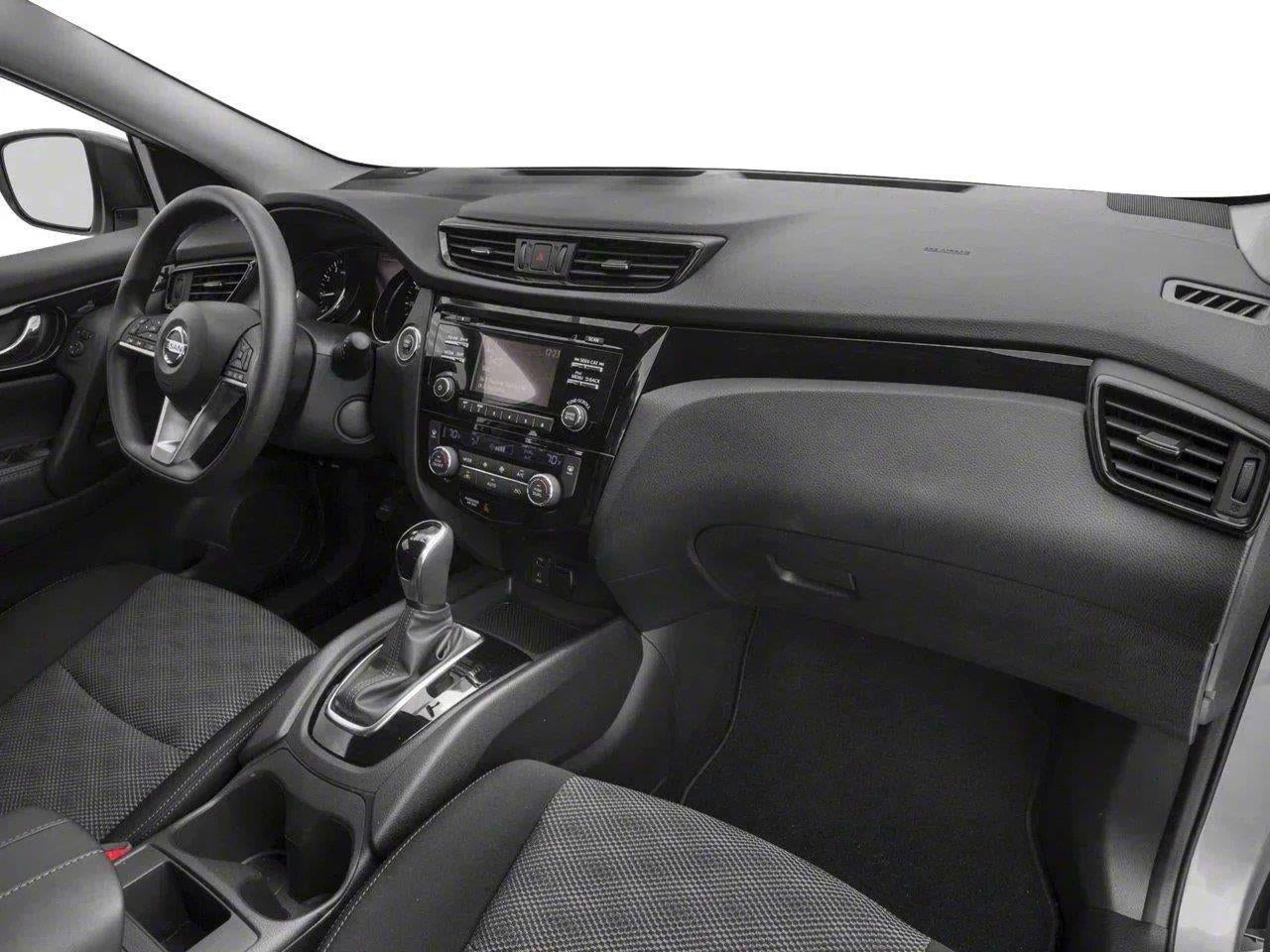 2017 Nissan Rogue Sport SV