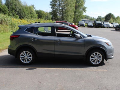 2017 Nissan Rogue Sport SV