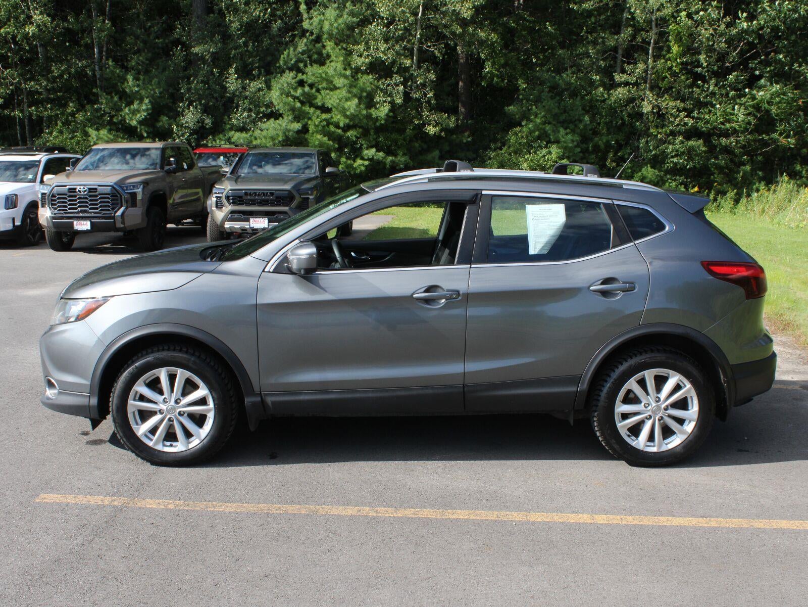 2017 Nissan Rogue Sport SV