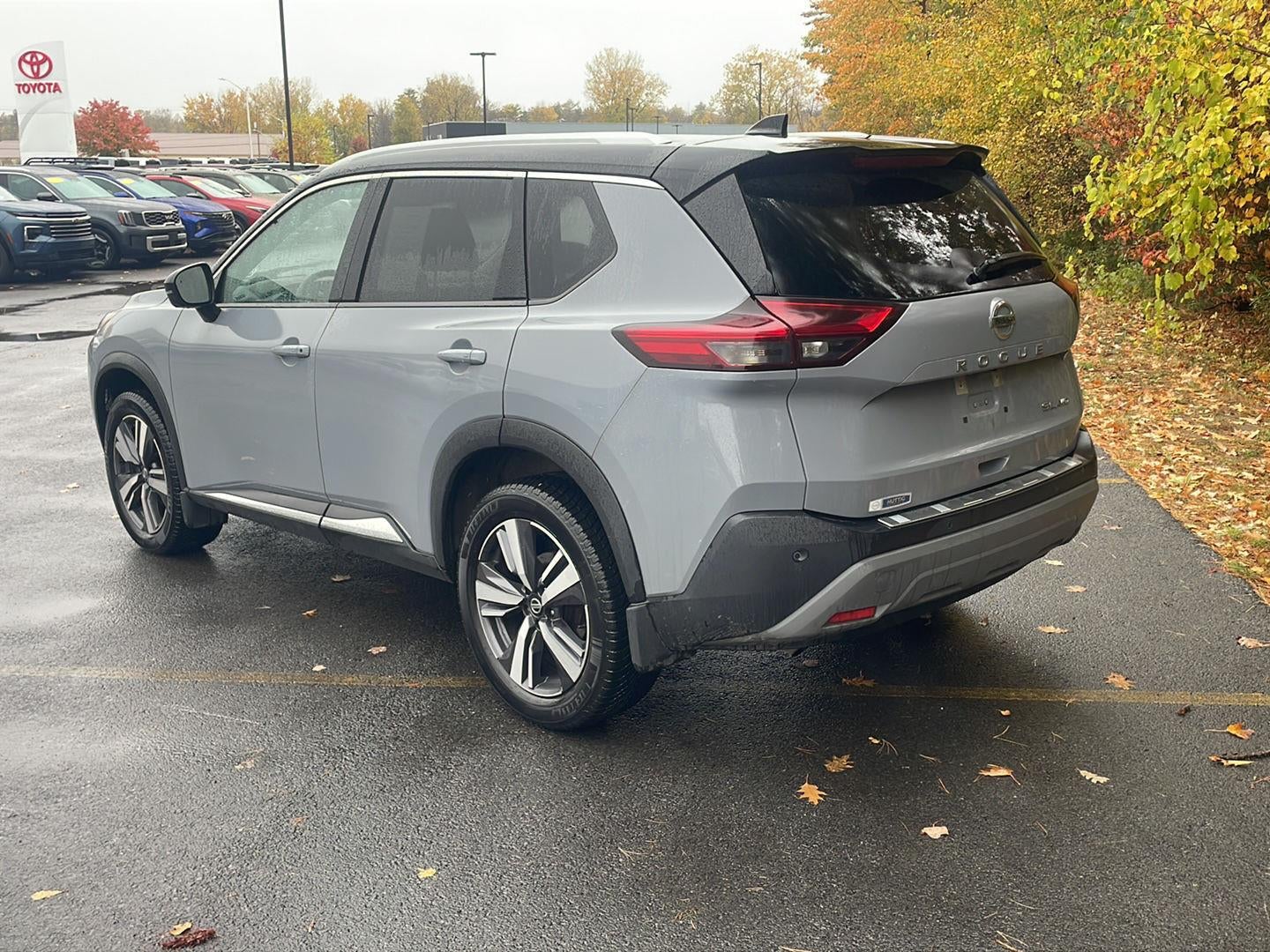 2021 Nissan Rogue SL