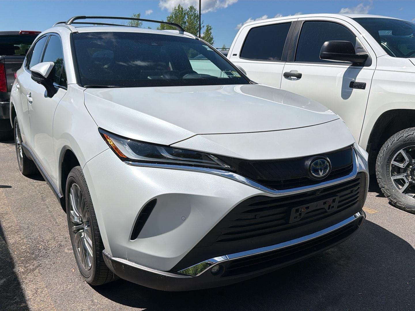 2023 Toyota Venza LE