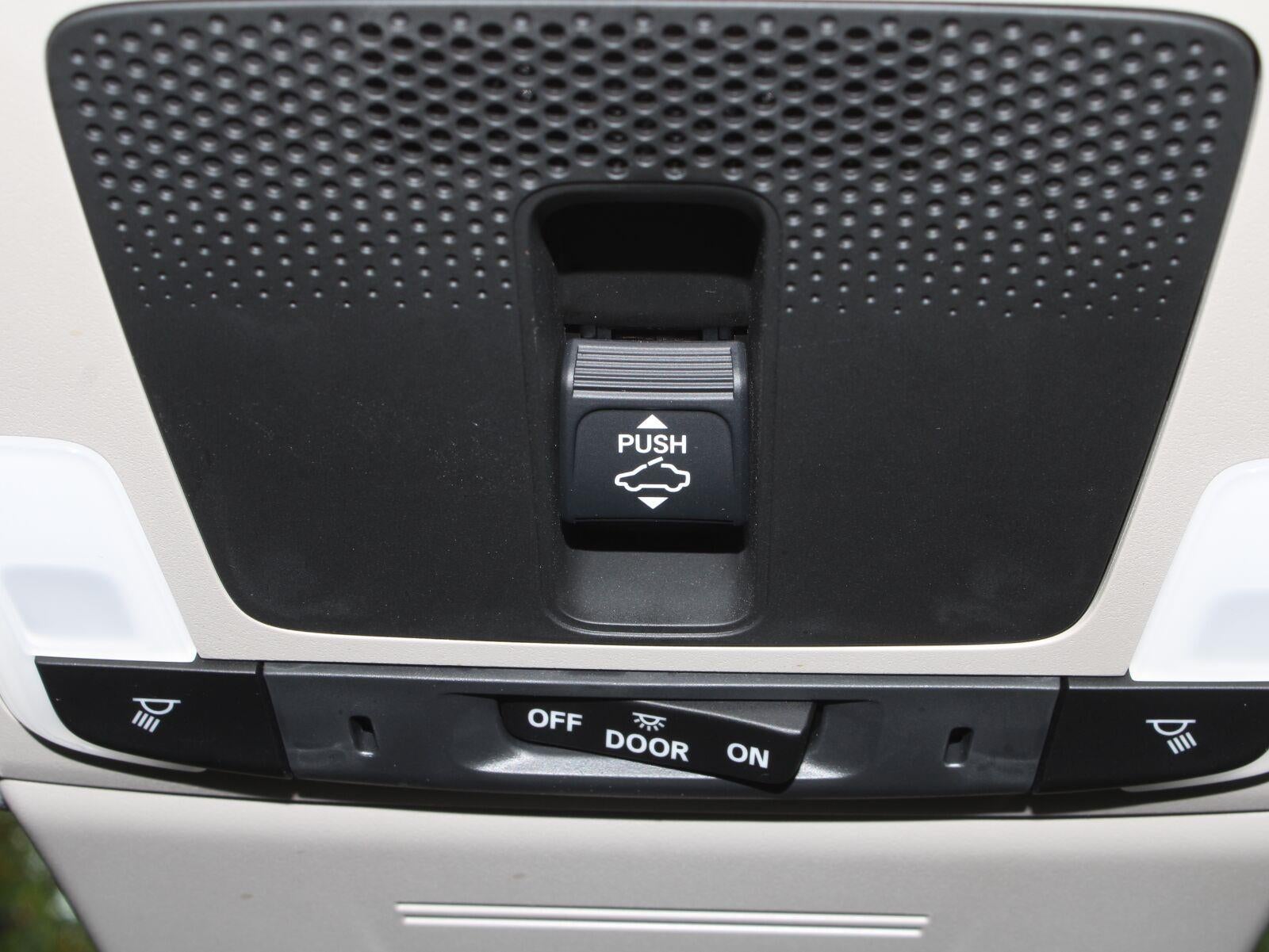 2024 Honda Civic Hatchback EX-L