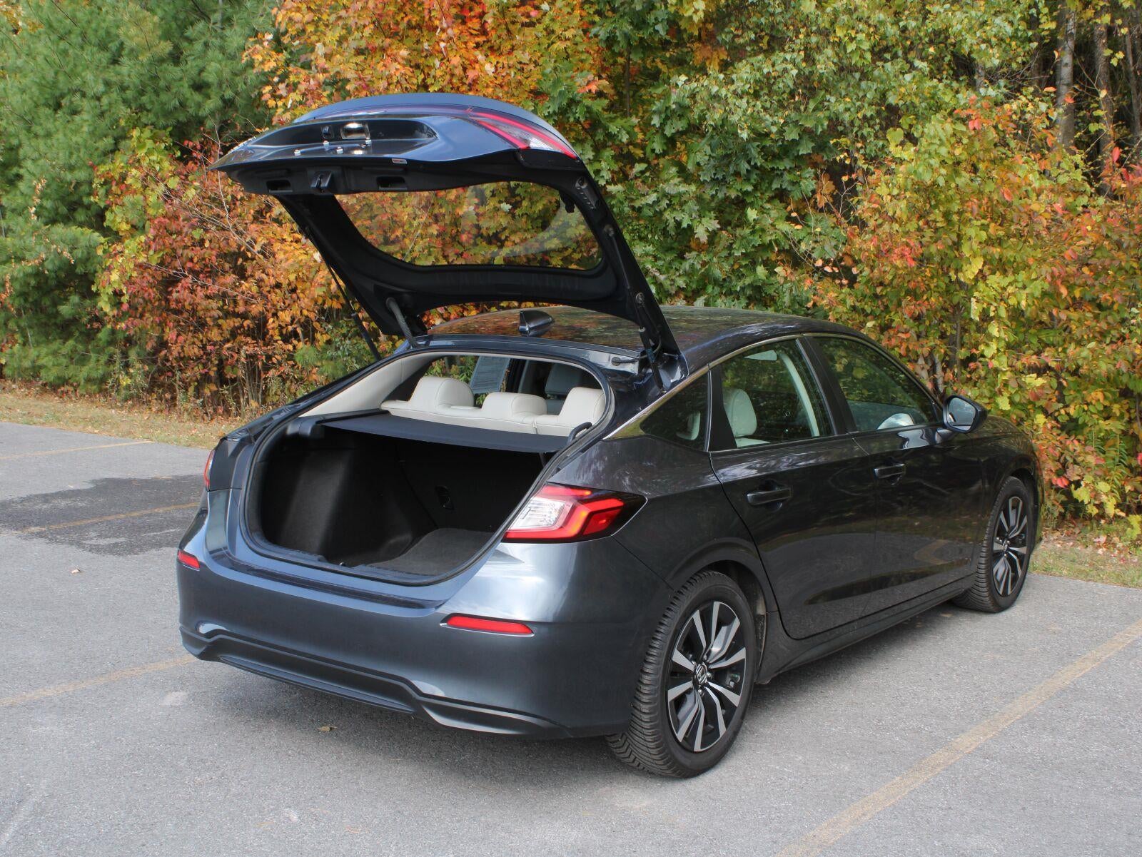 2024 Honda Civic Hatchback EX-L