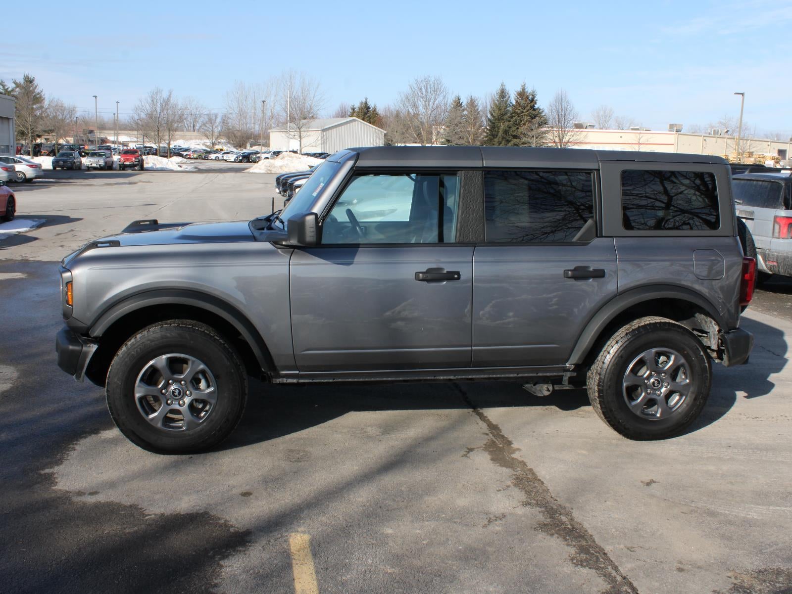 2023 Ford Bronco Big Bend Four Wheel Drive 7-SPEED MANUAL