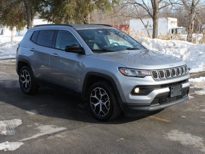 2024 Jeep Compass Latitude Four Wheel Drive 8-SPEED AUTOMATIC 8F30