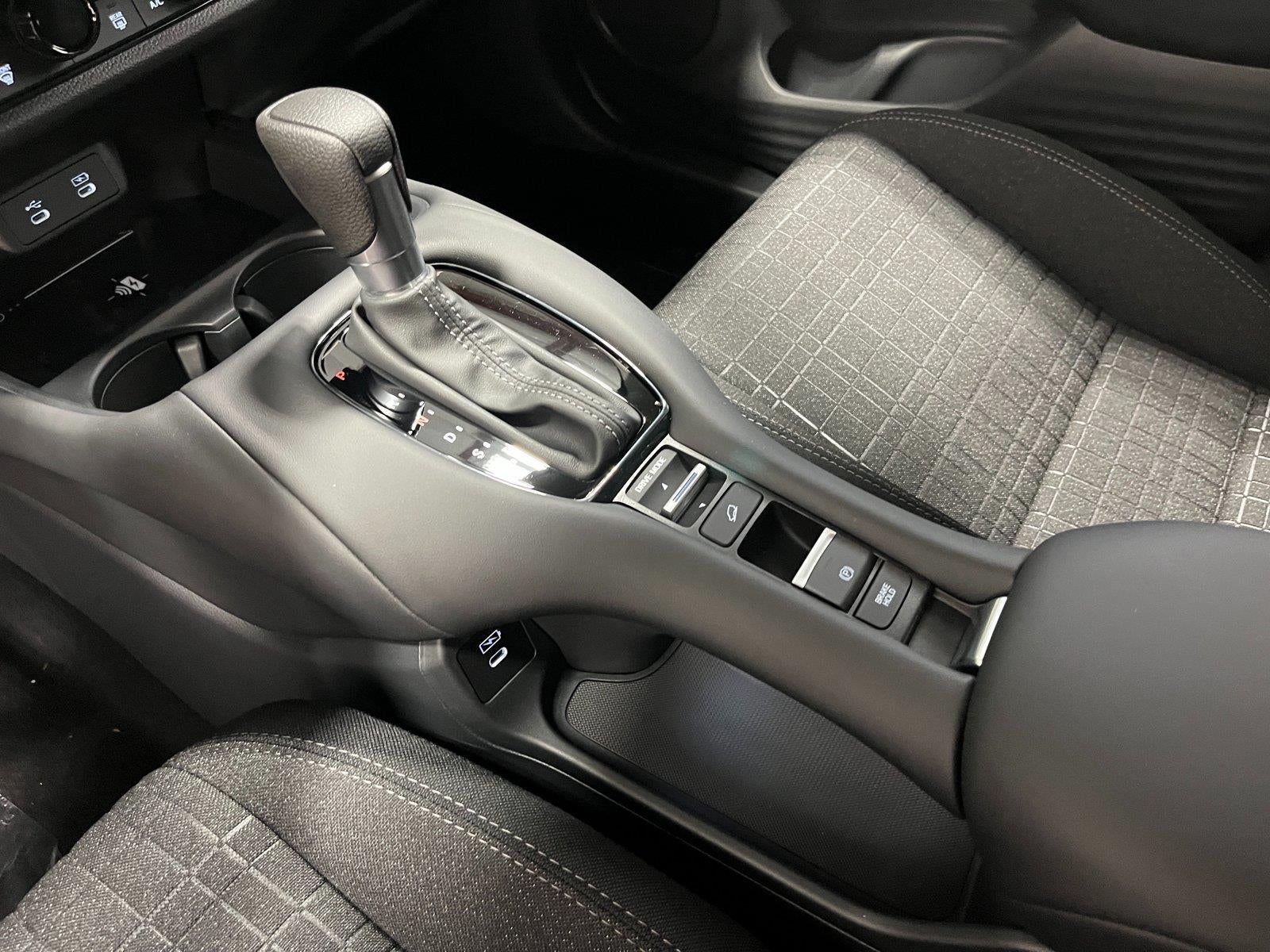 2027 Honda HR-V LX
