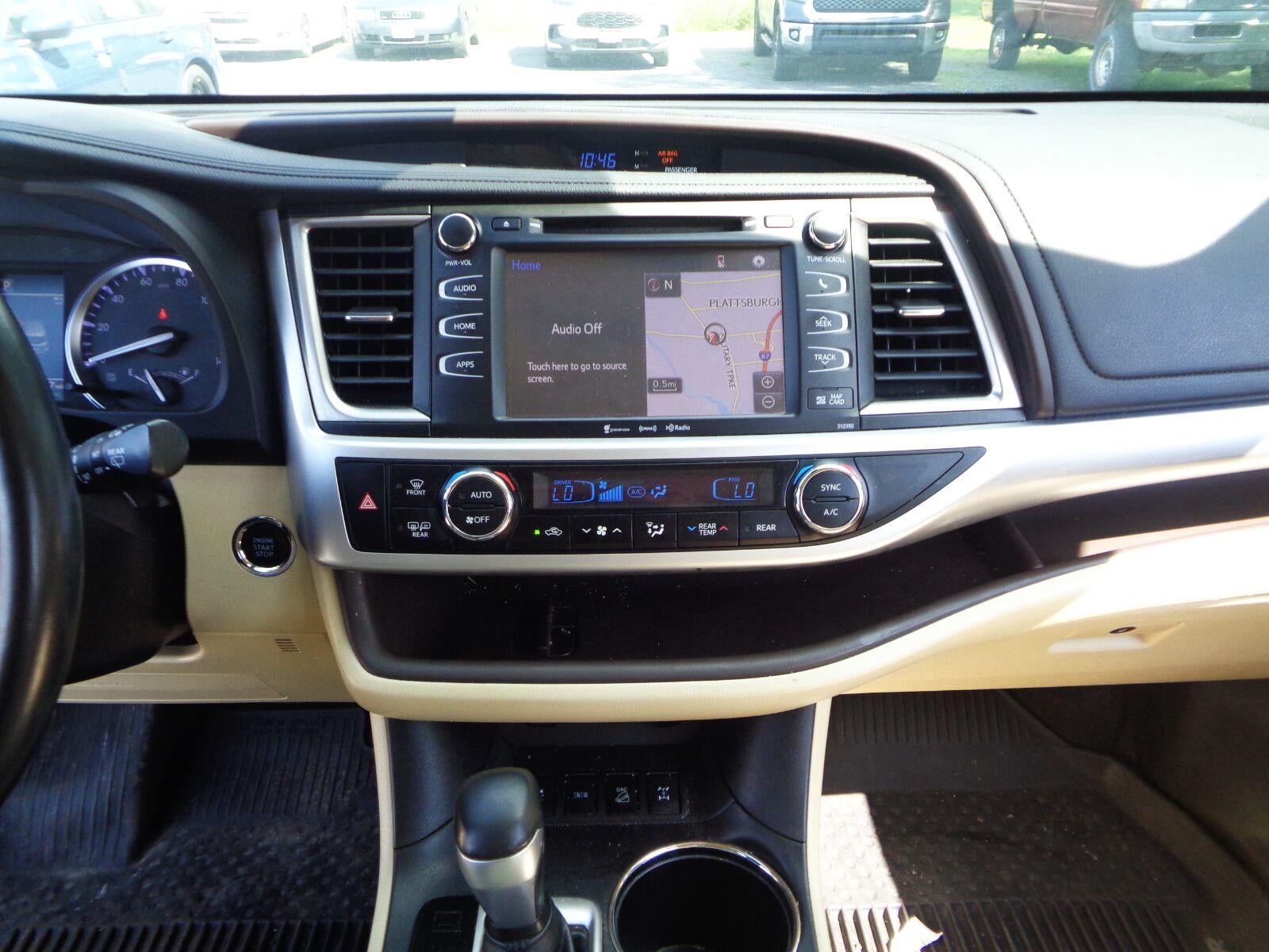 2018 Toyota Highlander LE