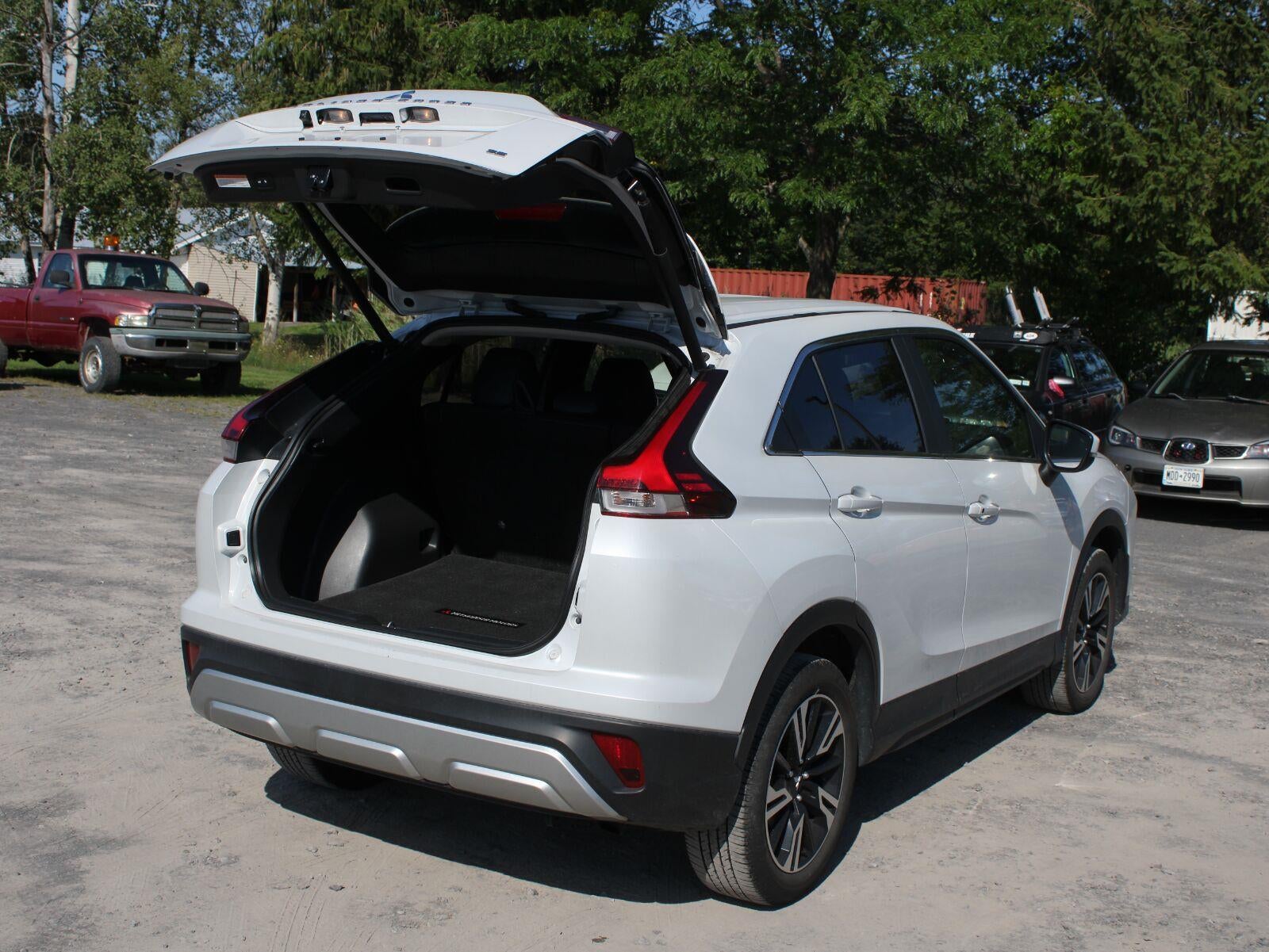 2025 Mitsubishi Eclipse Cross SE