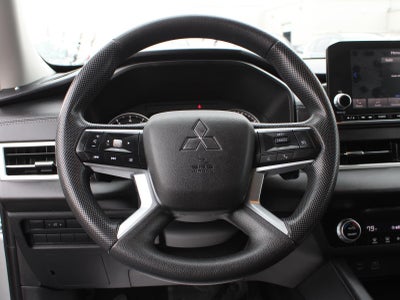 2022 Mitsubishi Outlander ES Front Wheel Drive CVT
