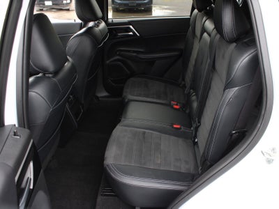2024 Mitsubishi Outlander Black Edition