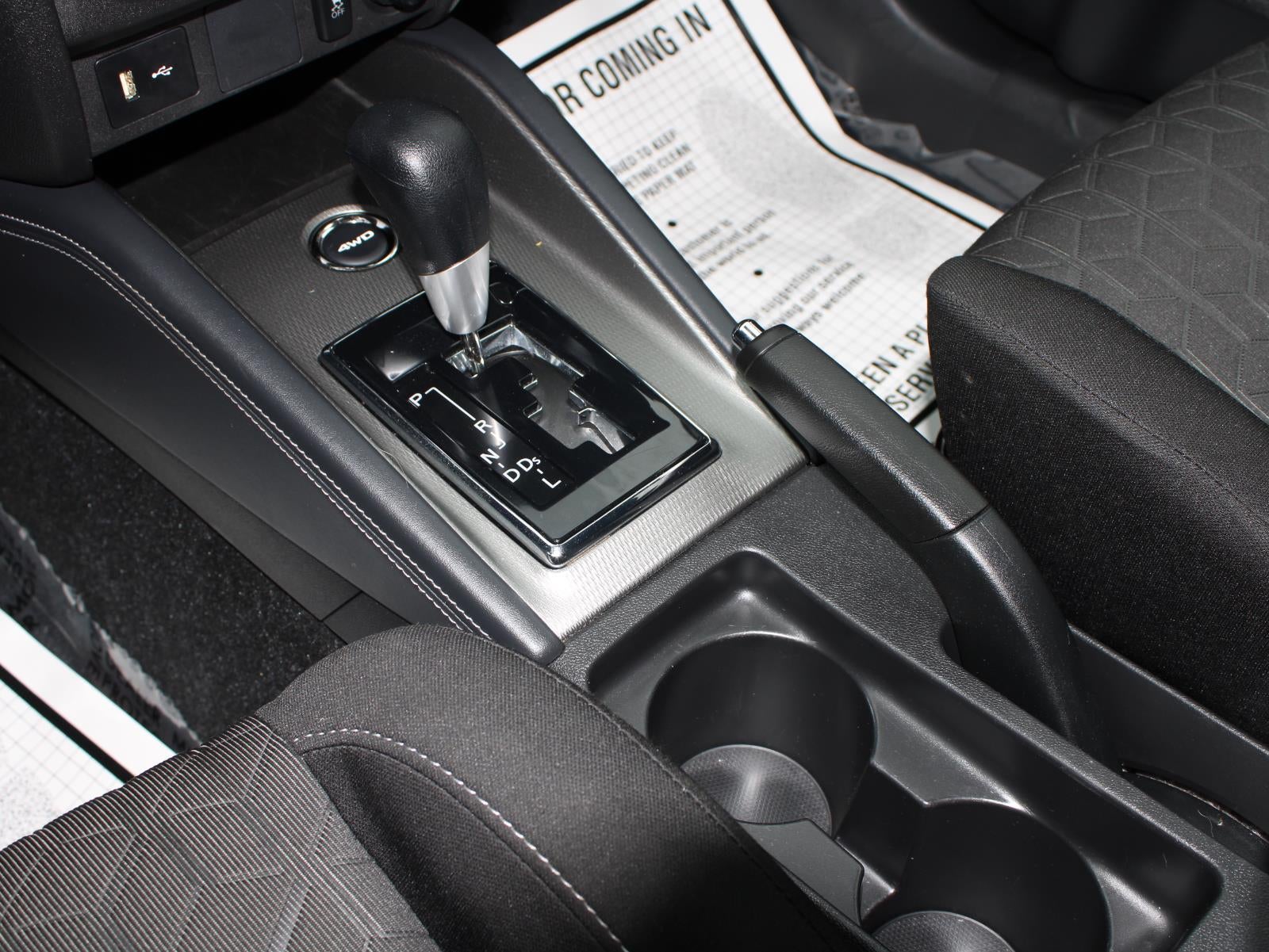 2024 Mitsubishi Outlander Sport ES