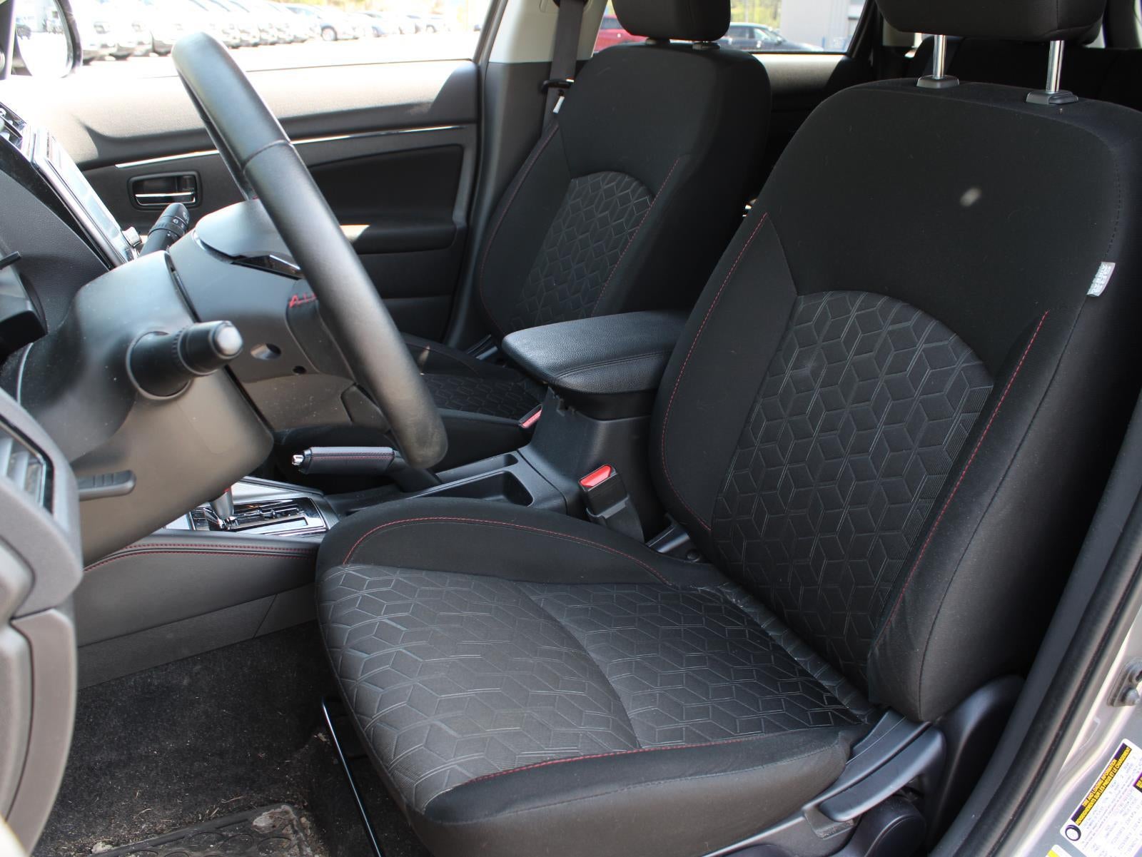 2024 Mitsubishi Outlander Sport LE