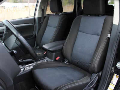 2016 Mitsubishi Outlander SE